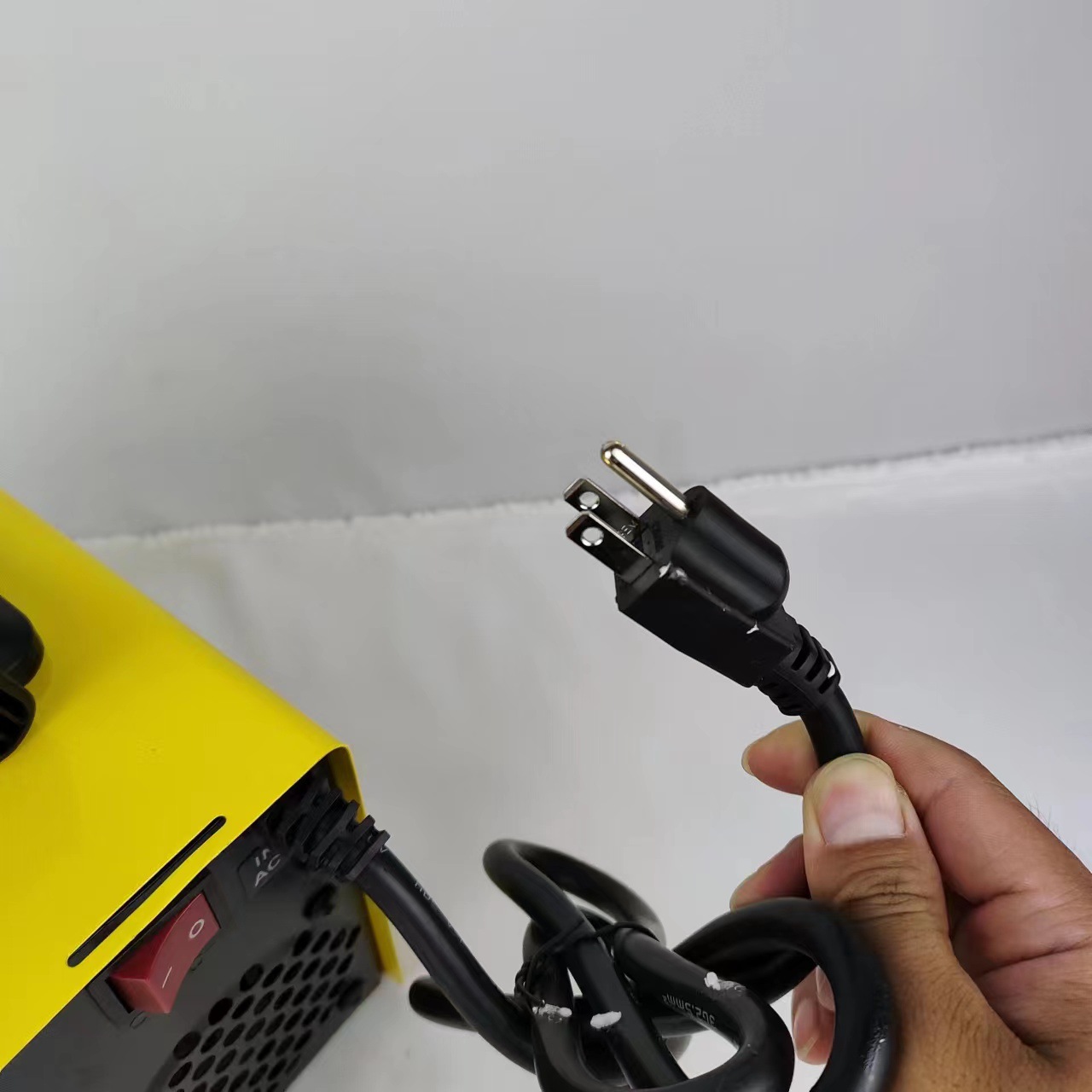 Saldatrice MMA300 Domestica Pi - Inverter Welding Machine Igbt 300A recensione e prezzo